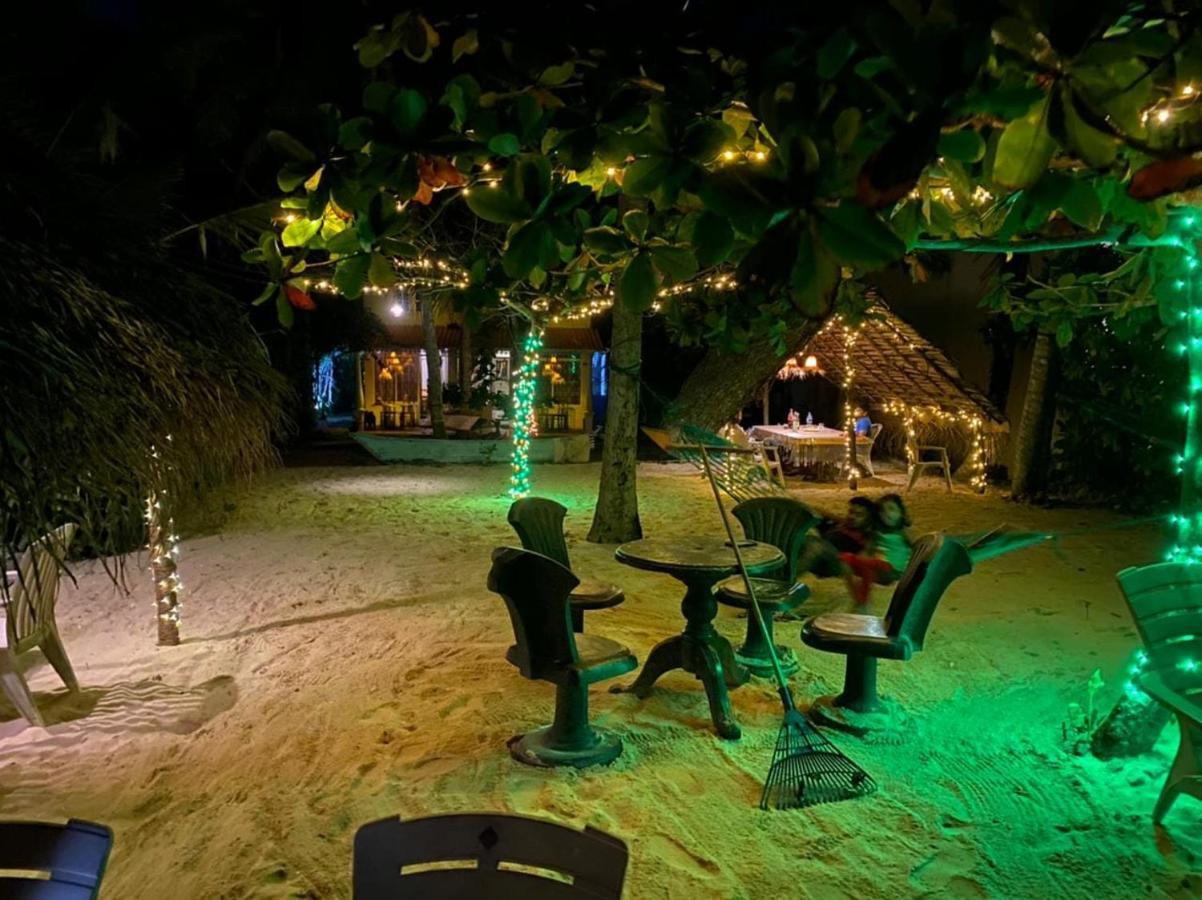 Simple Place Mirissa Exterior foto